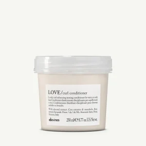 davines-love-curl-conditioner-Sarabia Boadilla Davines Love Curl Conditioner. Acondicionador en peluquería Sarabia Boadilla del Monte